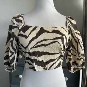 NWT HALARA Zebra Print Puff Sleeve Top - Size M